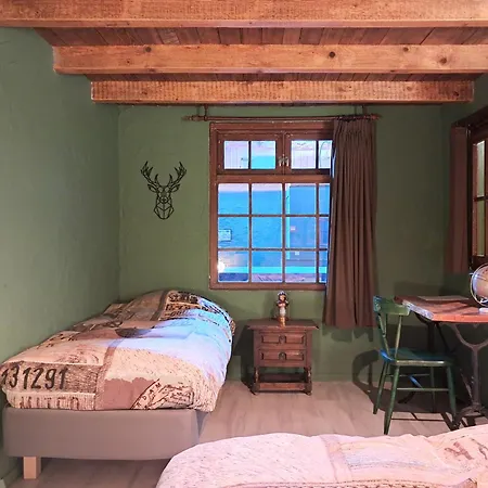 Bed & Breakfast De Patuljak 3*